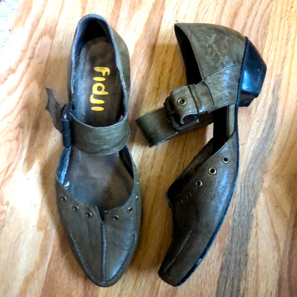 Fidji leather shoes olive